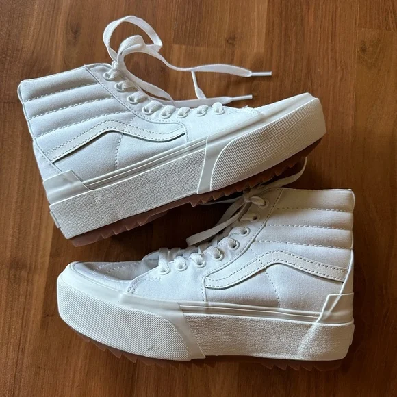 Vans high top Sk8-Hi white sneakers (6.5 womens) New - Picture 3 of 11